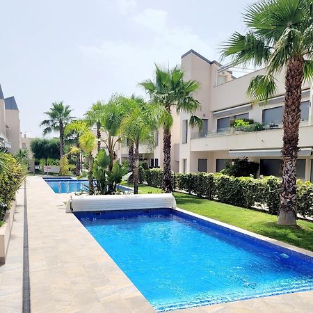 شقة Pmt01 - Modern, Luxury With Heated Pool تورّيفيِخا المظهر الخارجي الصورة