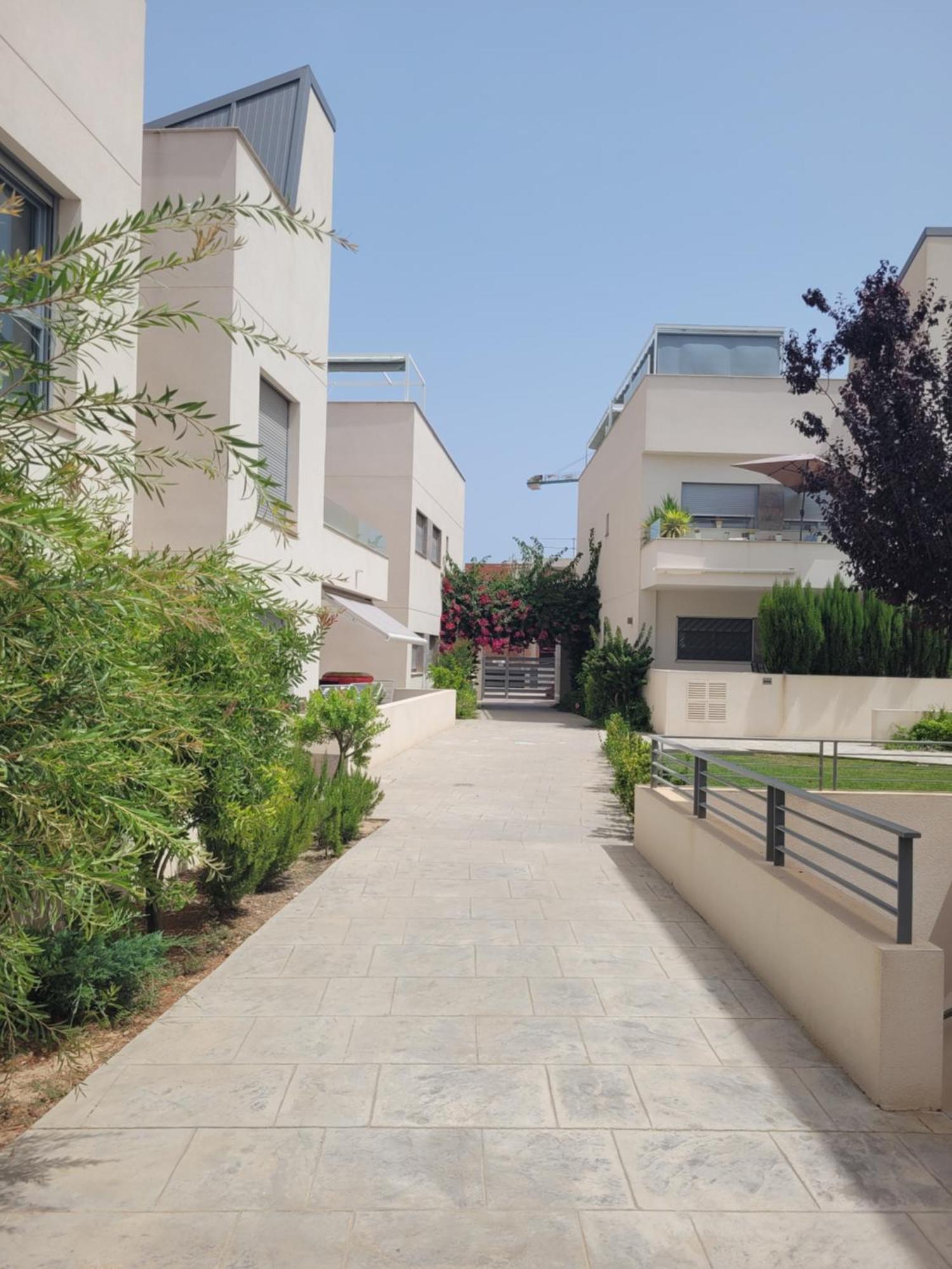 شقة Pmt01 - Modern, Luxury With Heated Pool تورّيفيِخا المظهر الخارجي الصورة